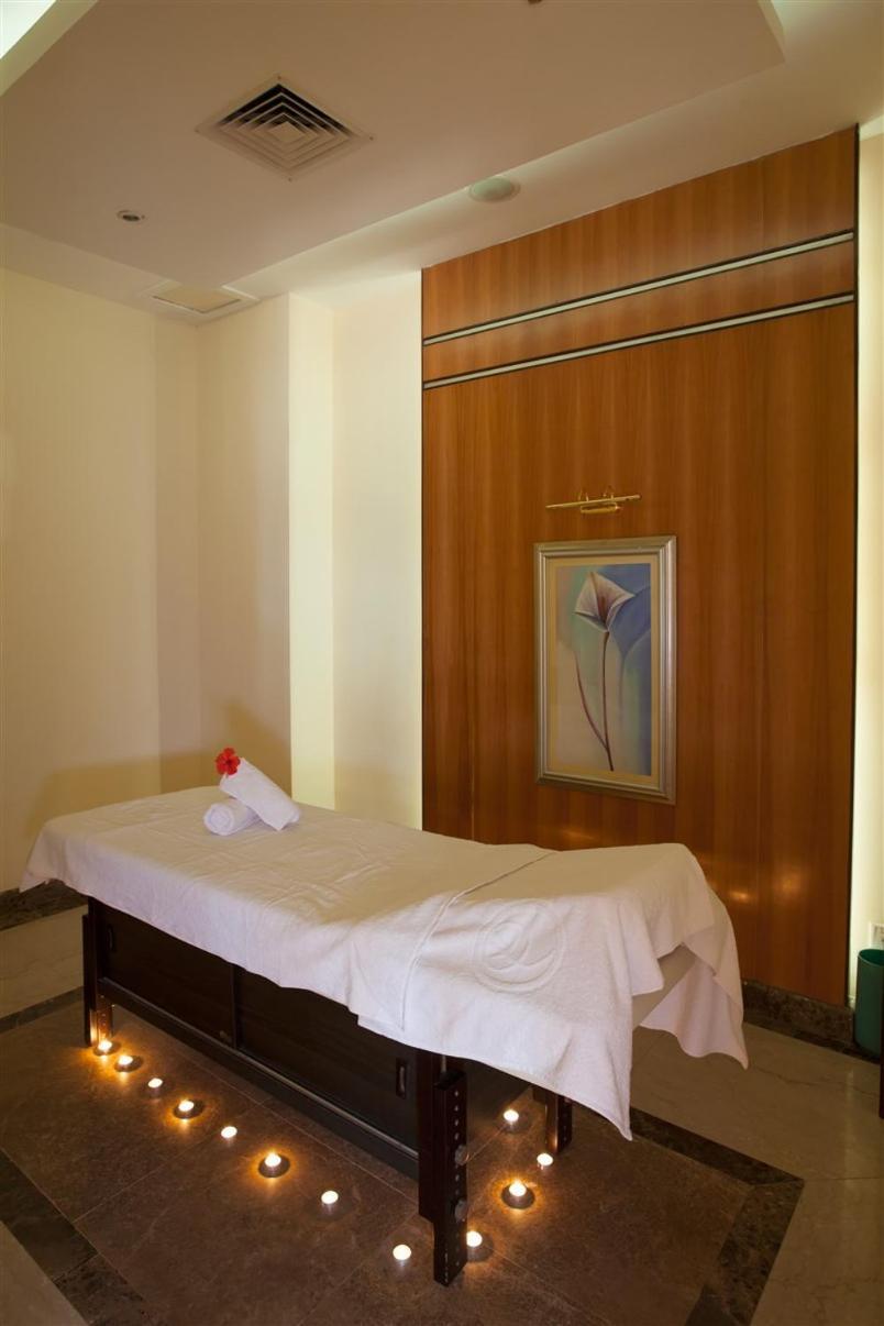 Hotel Ledger Plaza Банги Экстерьер фото